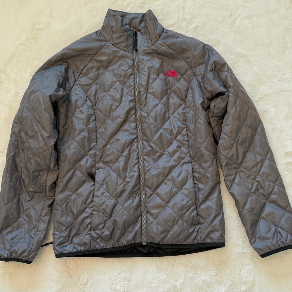The North Face Women’s Insulated Jacket Size Medium Pre-owned